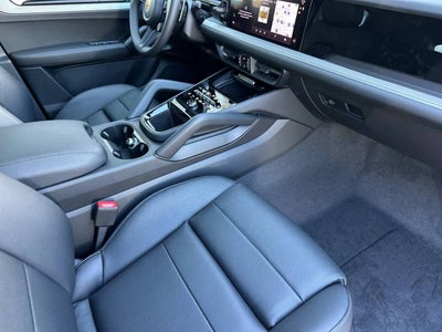 2026 Porsche Cayenne Base