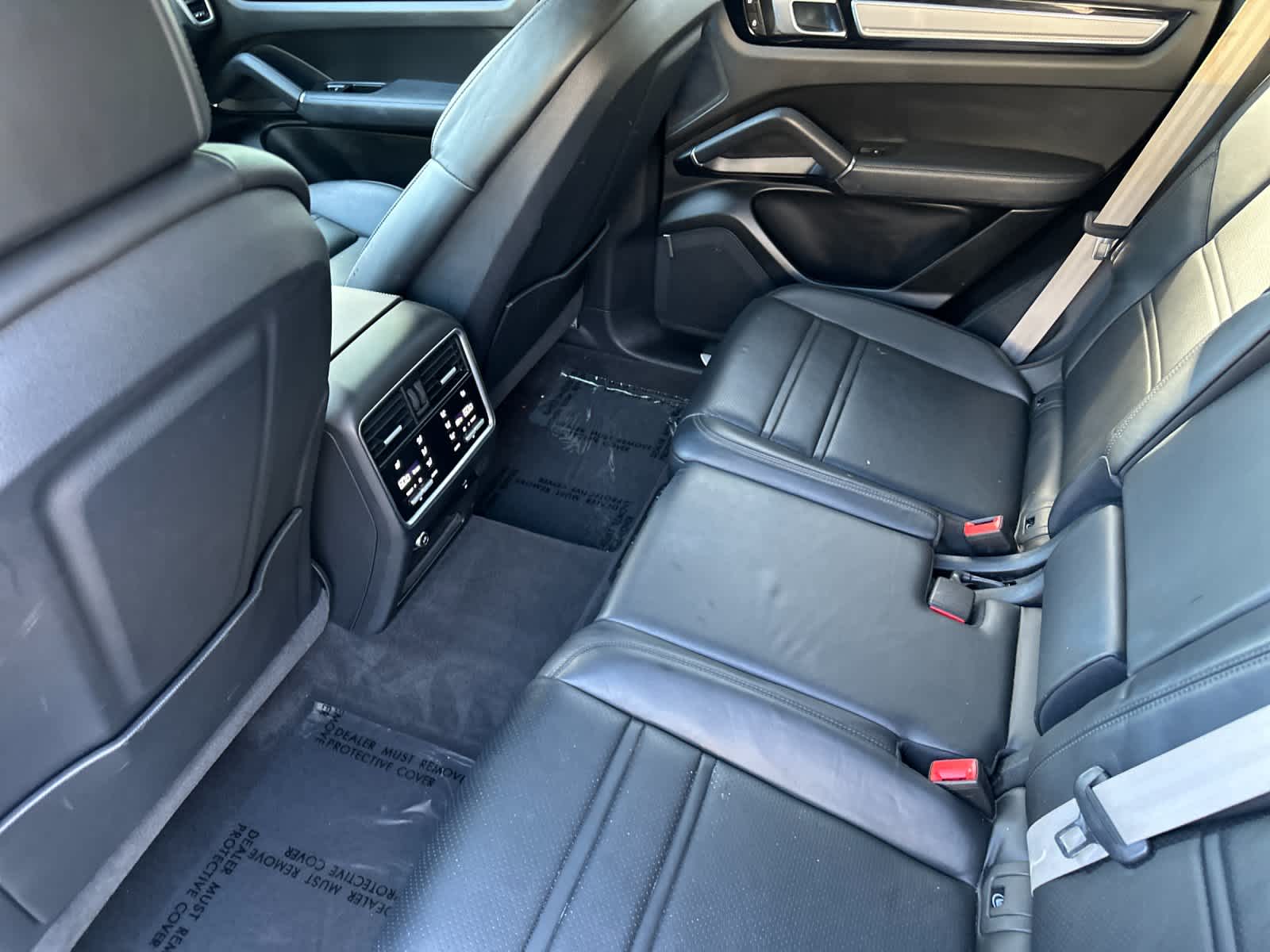 2022 Porsche Cayenne Platinum Edition