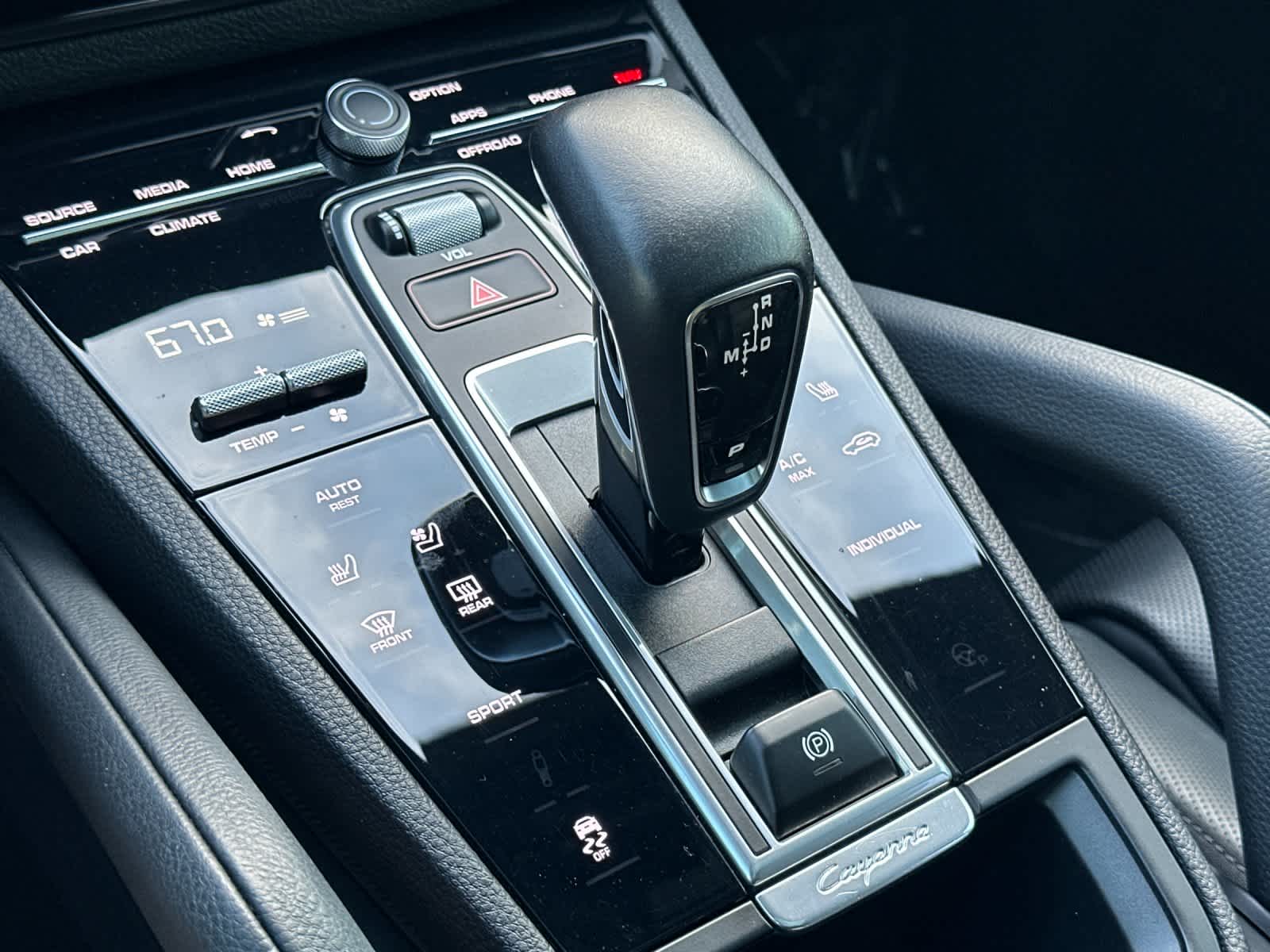 2022 Porsche Cayenne Platinum Edition