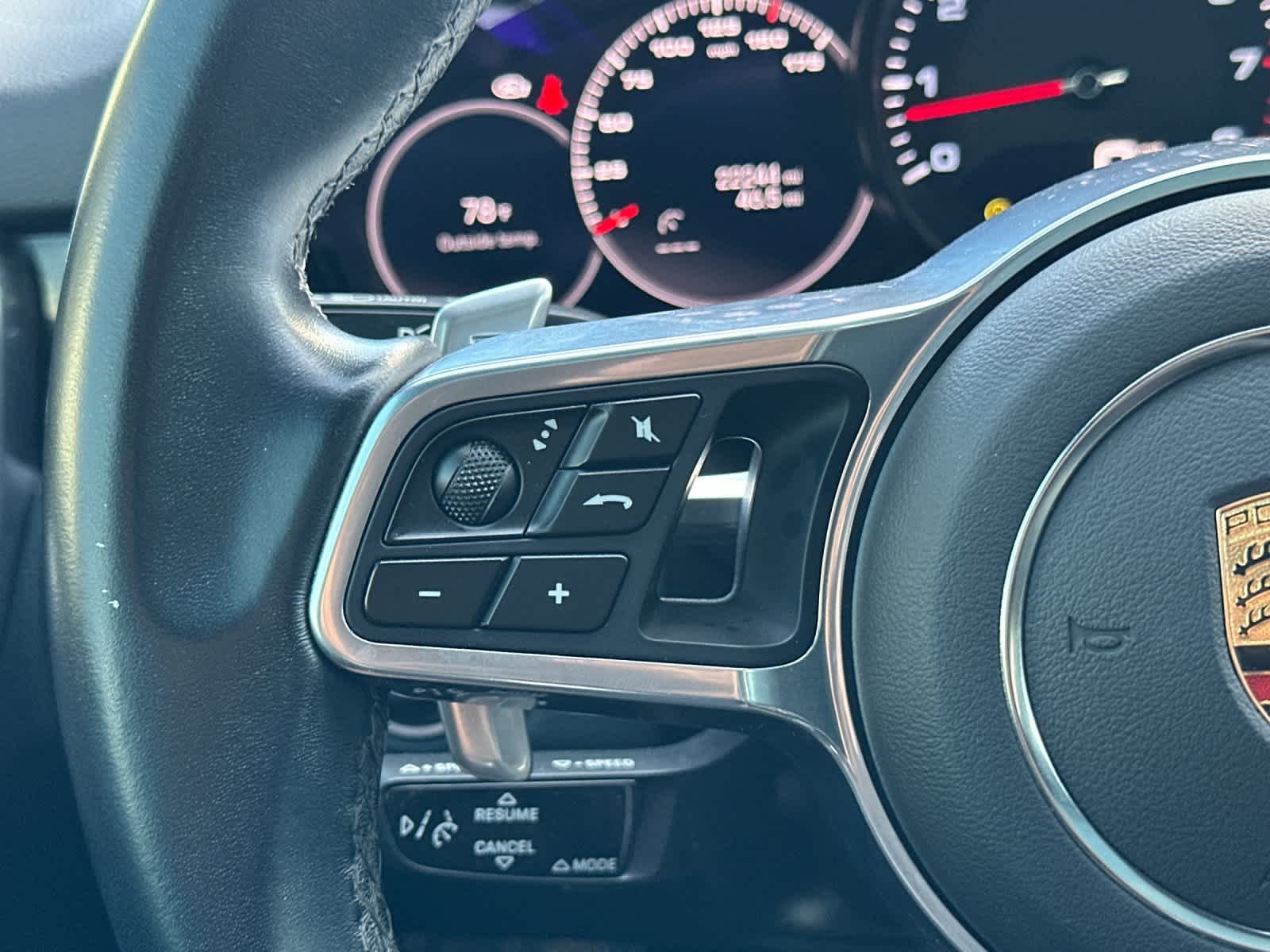 2022 Porsche Cayenne Platinum Edition