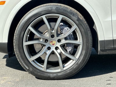 2022 Porsche Cayenne Platinum Edition