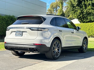 2022 Porsche Cayenne Platinum Edition