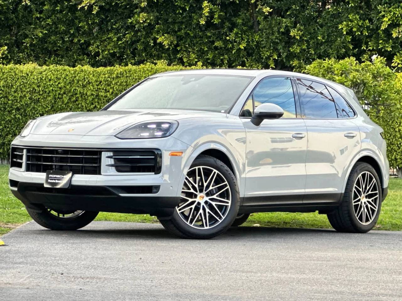 2025 Porsche Cayenne Base
