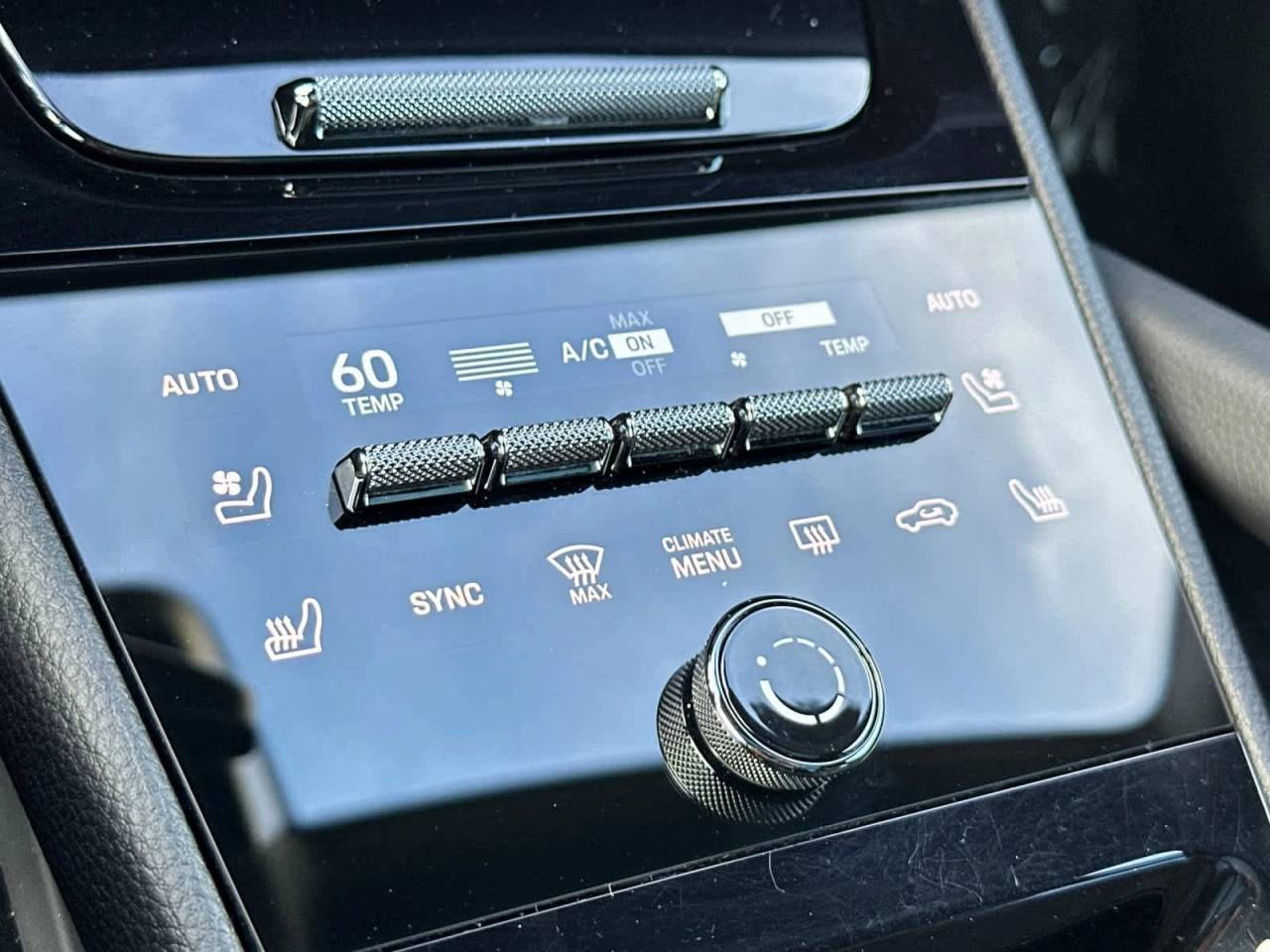 2025 Porsche Cayenne Base