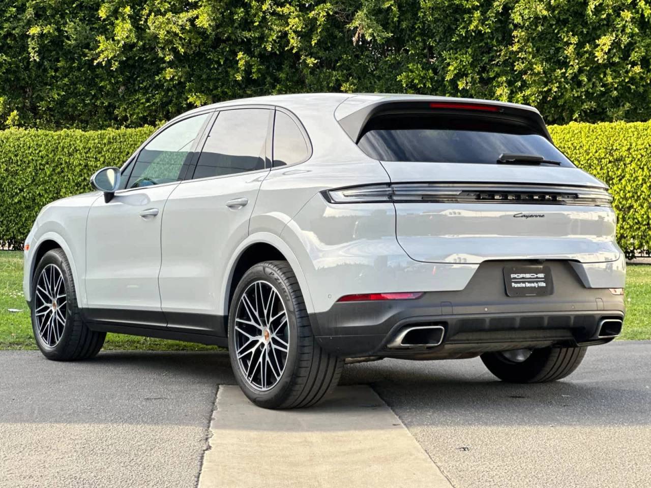 2025 Porsche Cayenne Base