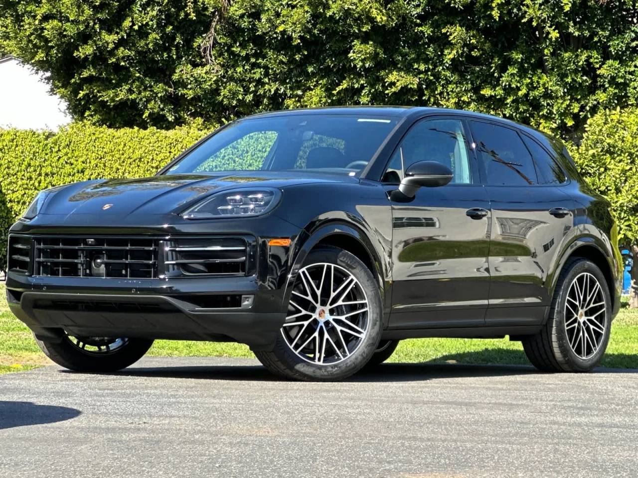 2026 Porsche Cayenne AWD