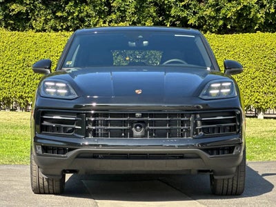 2026 Porsche Cayenne AWD