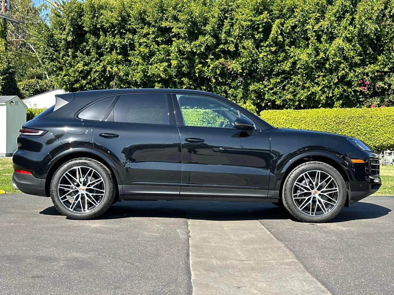 2026 Porsche Cayenne AWD