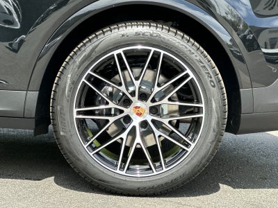 2026 Porsche Cayenne Base