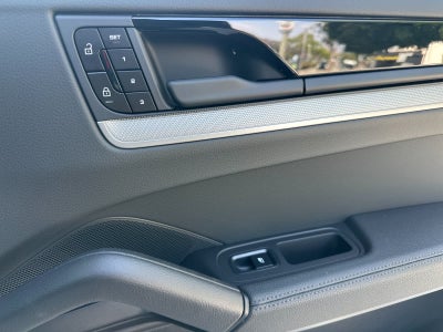 2026 Porsche Cayenne Base
