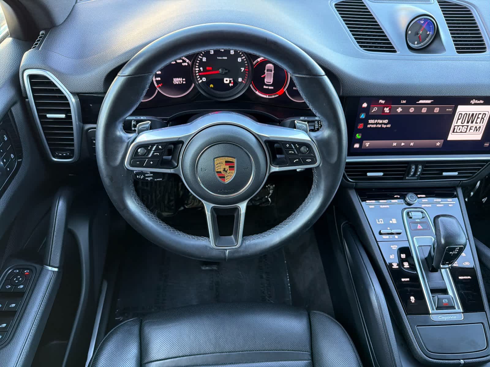 2023 Porsche Cayenne Cayenne Platinum Edition (MY23)