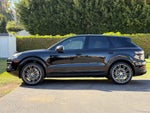 2023 Porsche Cayenne Cayenne Platinum Edition (MY23)