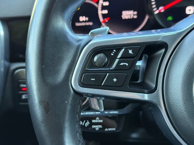 2023 Porsche Cayenne Cayenne Platinum Edition (MY23)