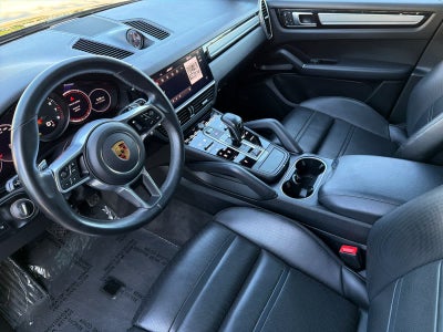 2023 Porsche Cayenne Cayenne Platinum Edition (MY23)