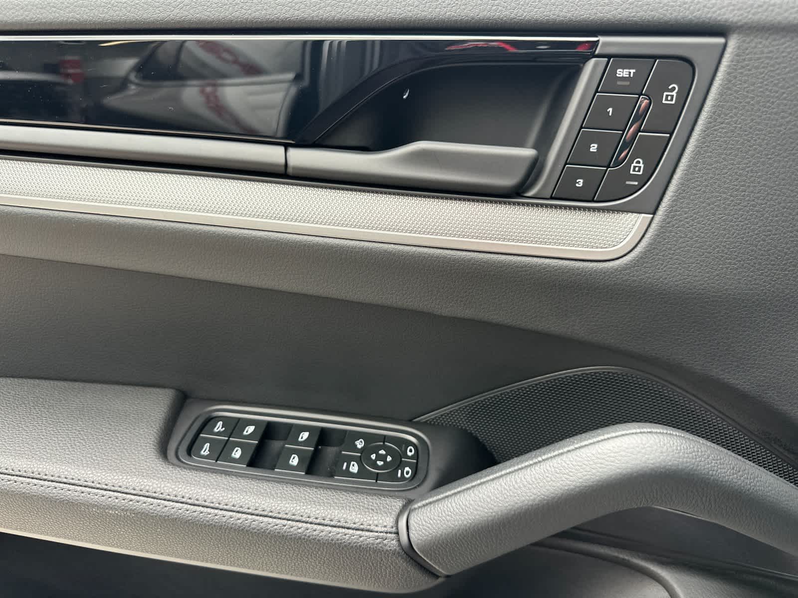 2025 Porsche Cayenne Base