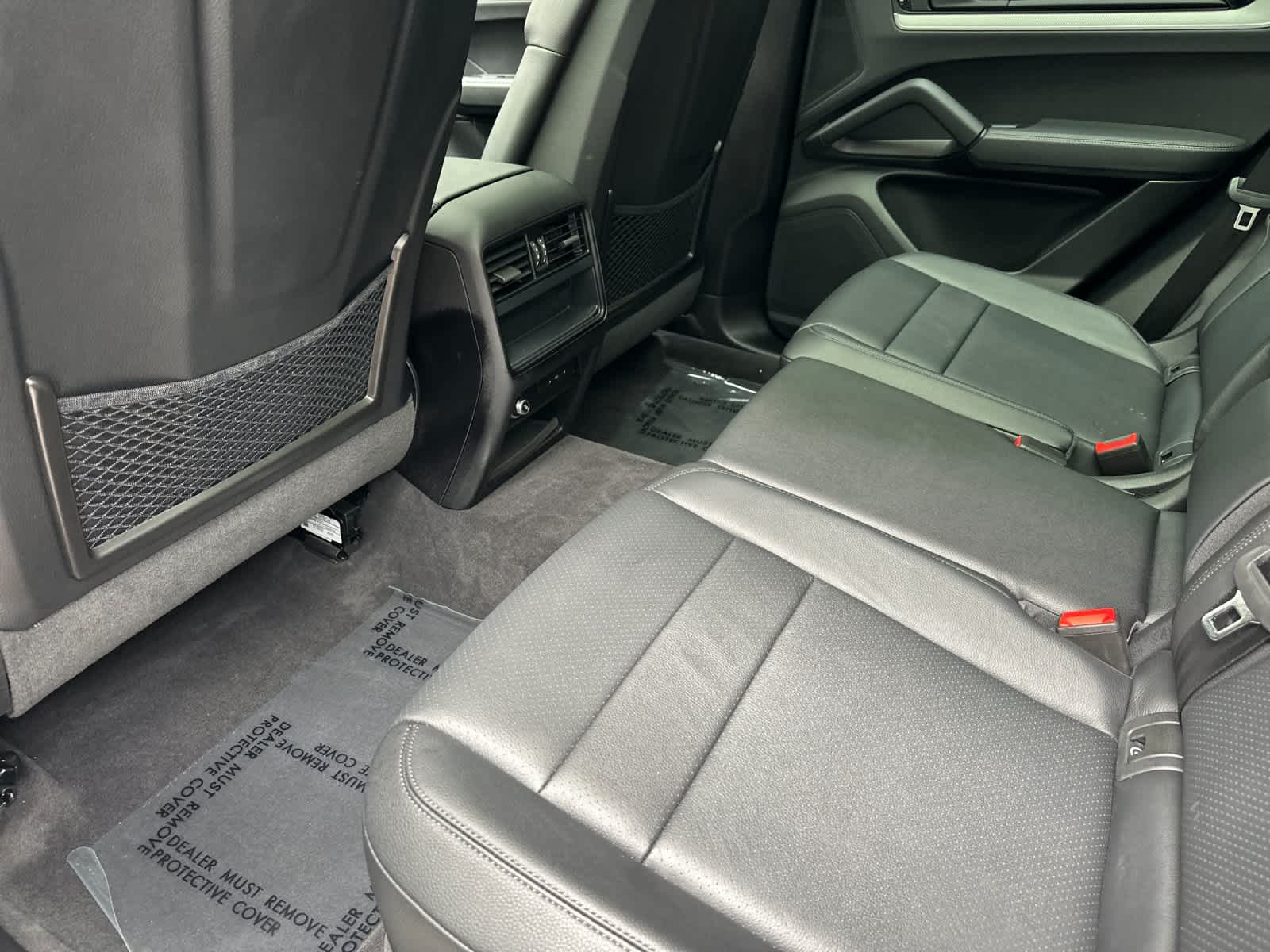 2025 Porsche Cayenne Base