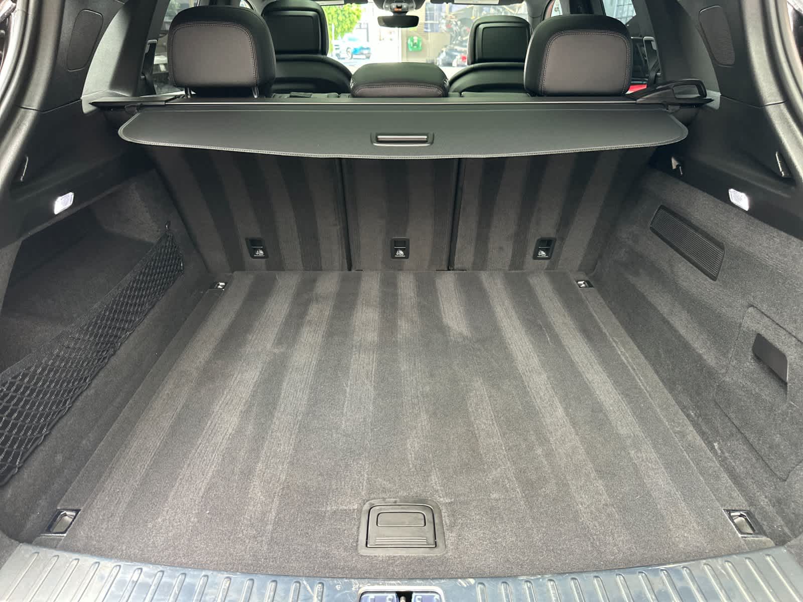 2025 Porsche Cayenne Base