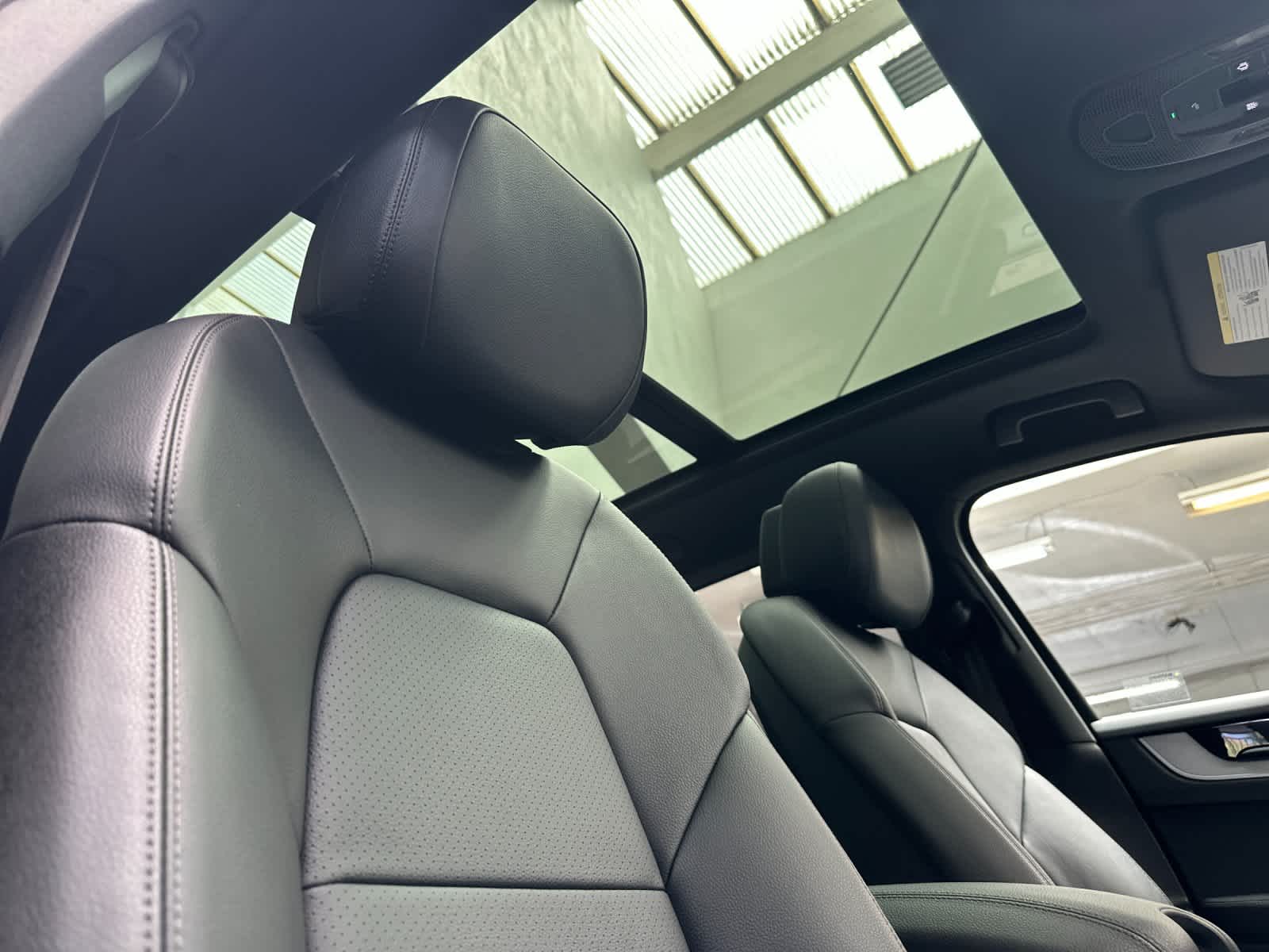 2025 Porsche Cayenne Base