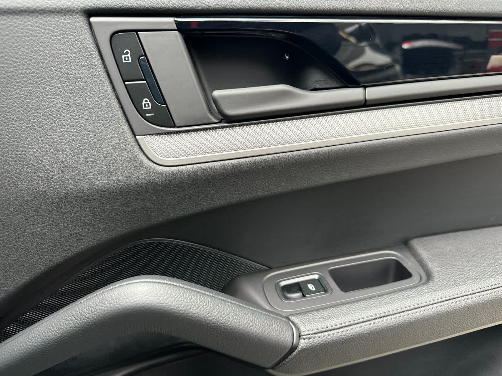 2025 Porsche Cayenne Base