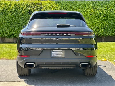 2025 Porsche Cayenne Base