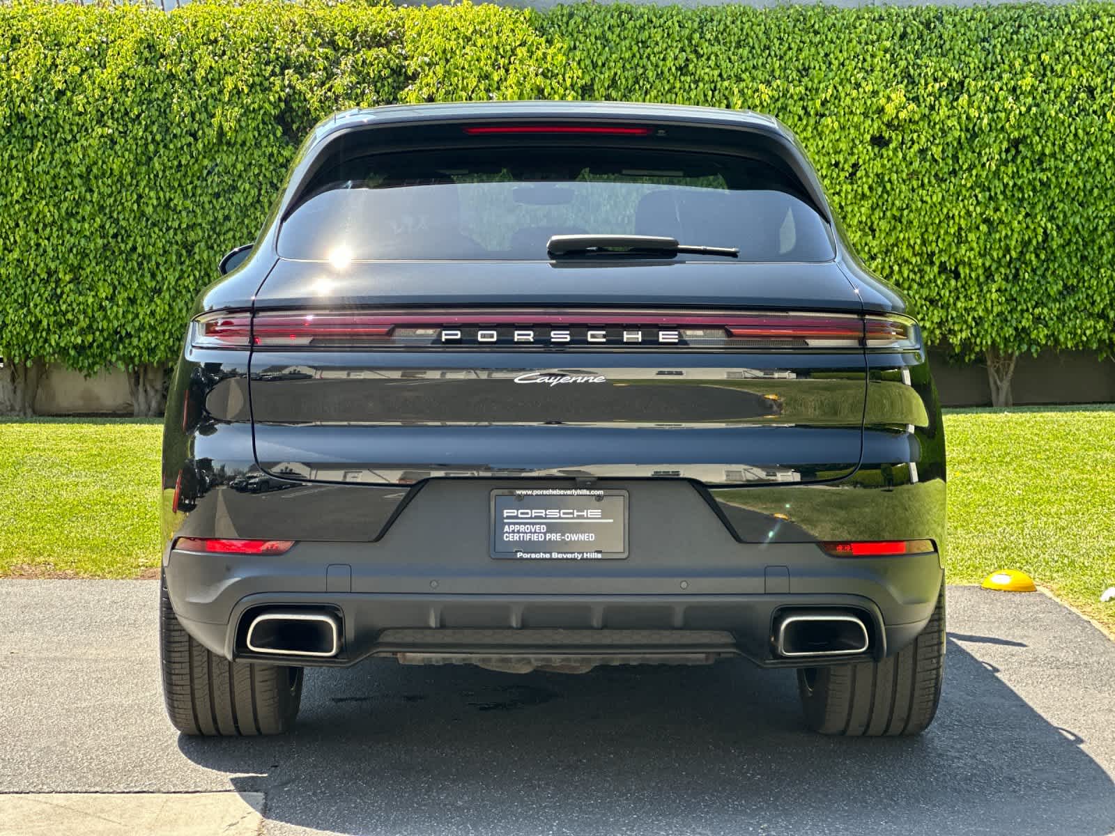 2025 Porsche Cayenne Base