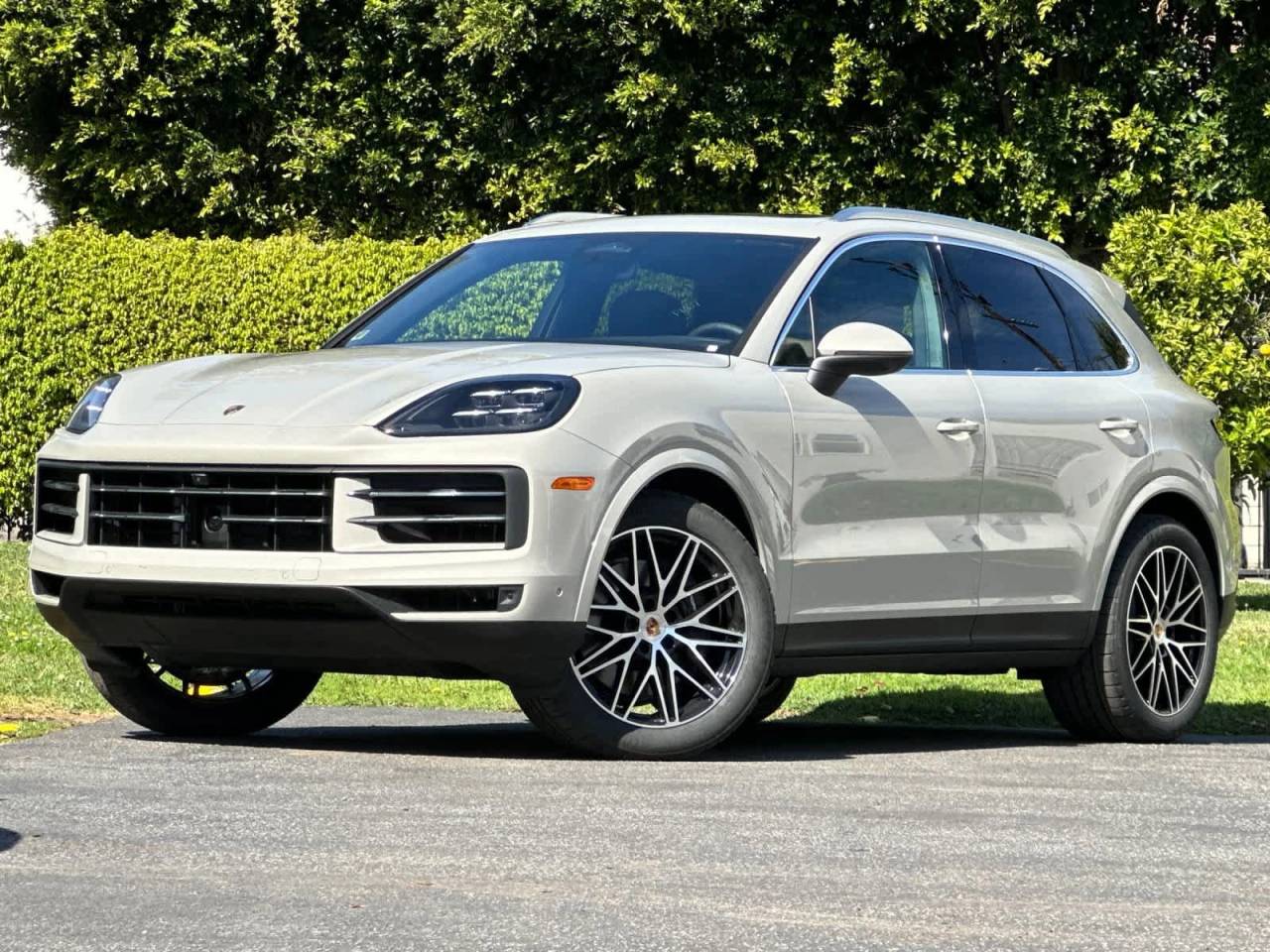 2026 Porsche Cayenne Base