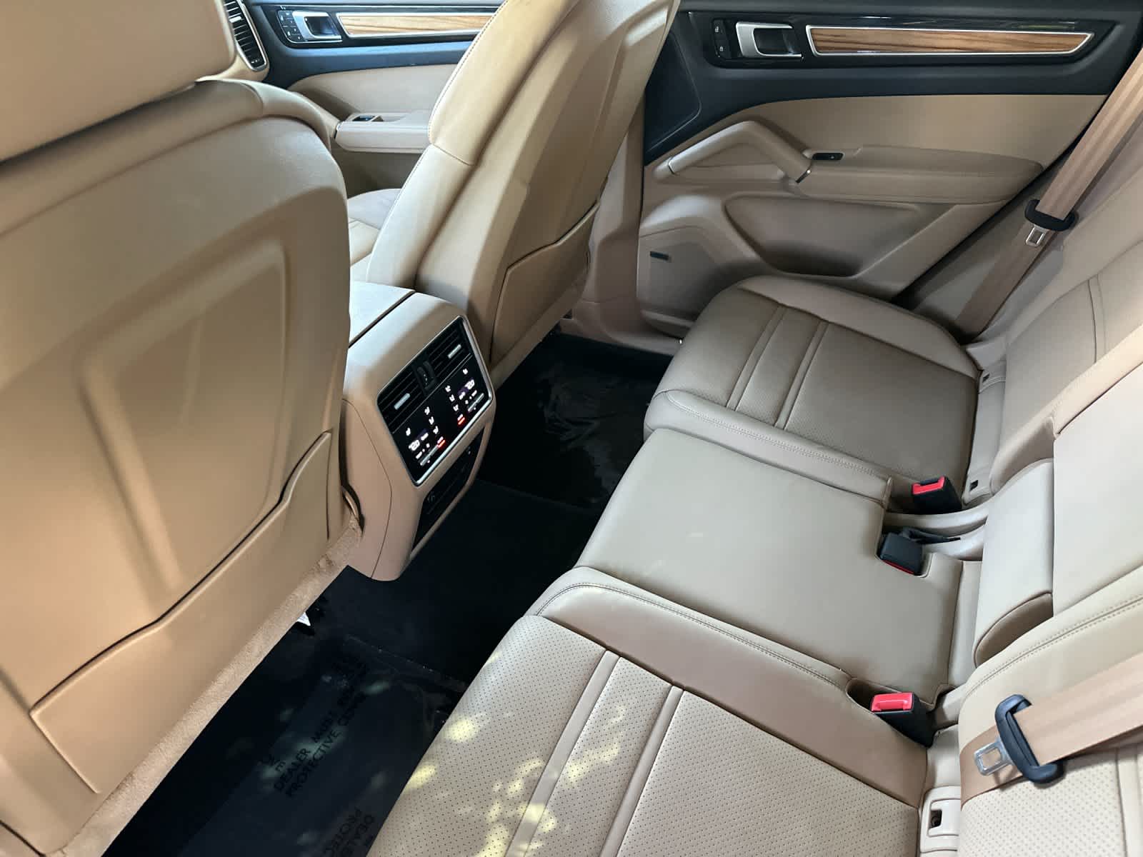 2022 Porsche Cayenne Platinum Edition