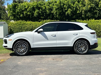 2022 Porsche Cayenne Platinum Edition