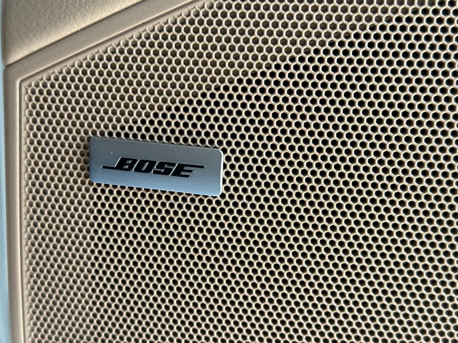 2022 Porsche Cayenne Platinum Edition