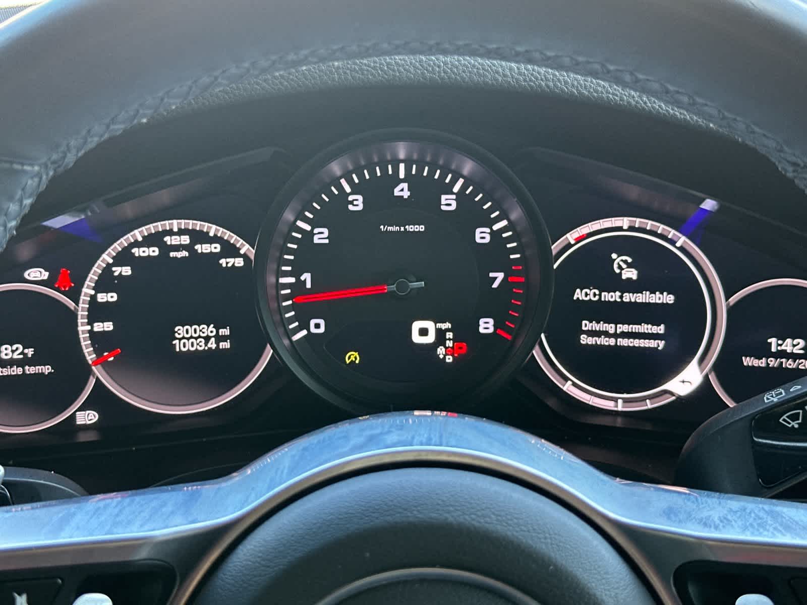 2022 Porsche Cayenne Platinum Edition