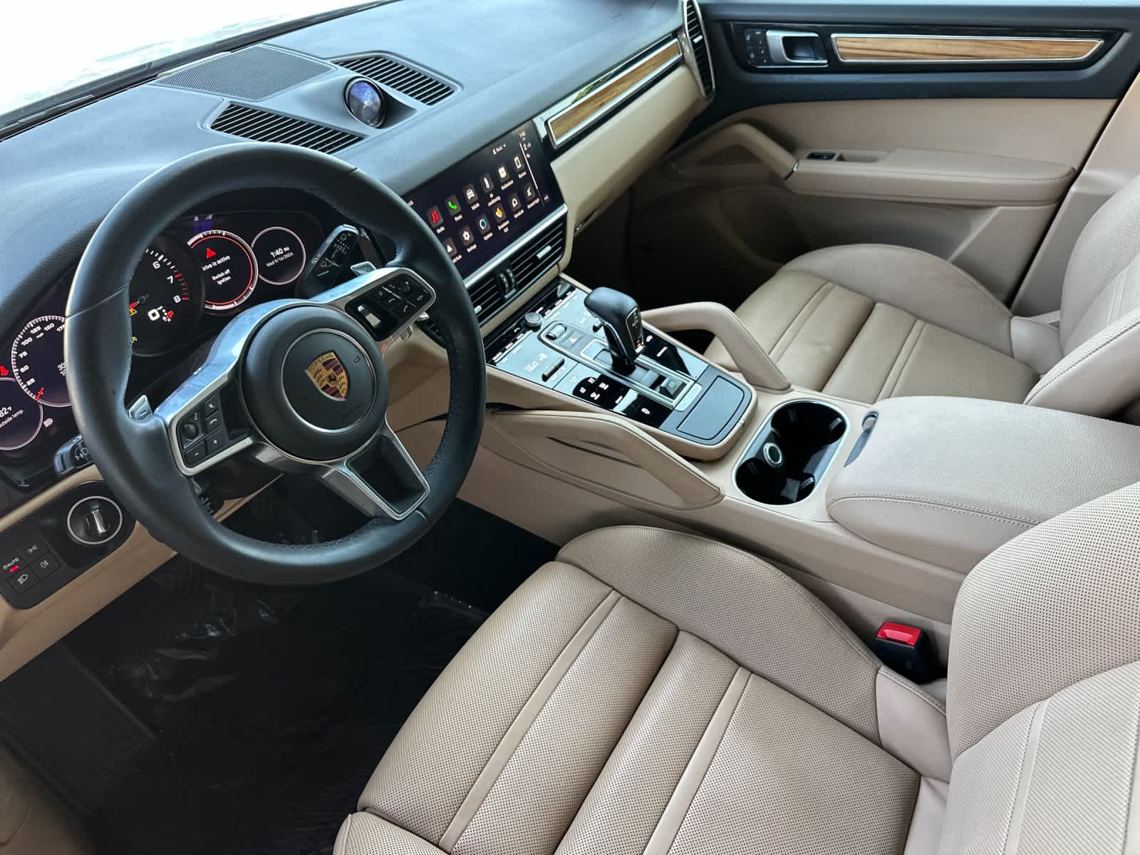 2022 Porsche Cayenne Platinum Edition