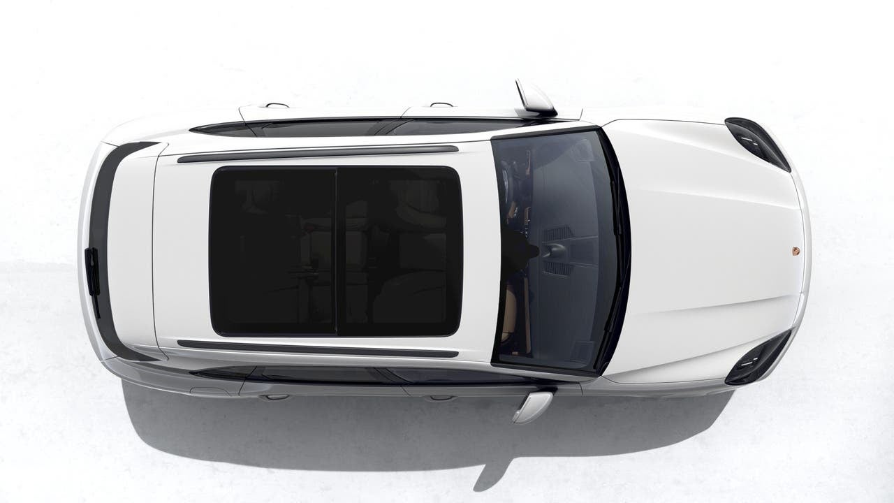 2022 Porsche Cayenne Cayenne Platinum Edition
