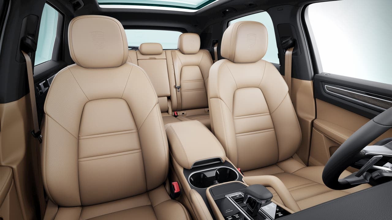 2022 Porsche Cayenne Cayenne Platinum Edition