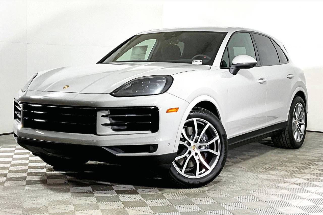 2025 Porsche Cayenne Base
