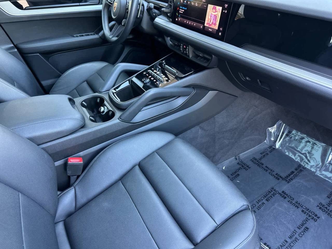 2025 Porsche Cayenne Base