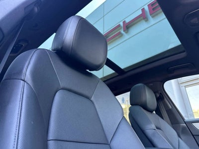 2025 Porsche Cayenne Base