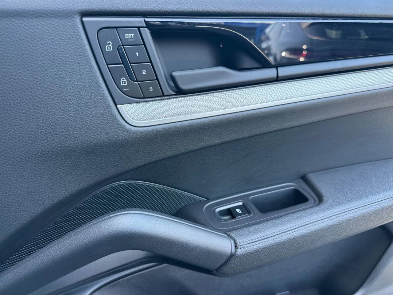 2025 Porsche Cayenne Base