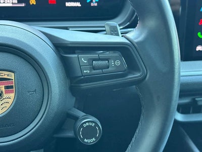 2025 Porsche Cayenne Base
