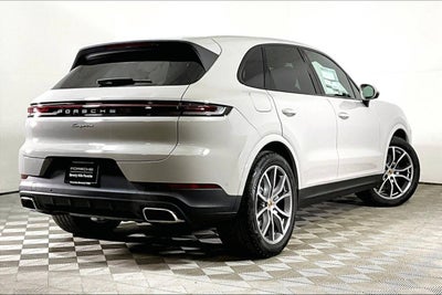 2025 Porsche Cayenne Base