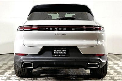 2025 Porsche Cayenne Base