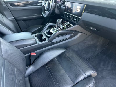 2019 Porsche Cayenne Base