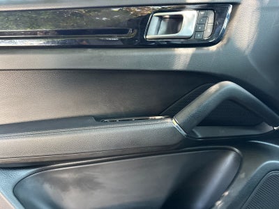 2023 Porsche Cayenne Cayenne