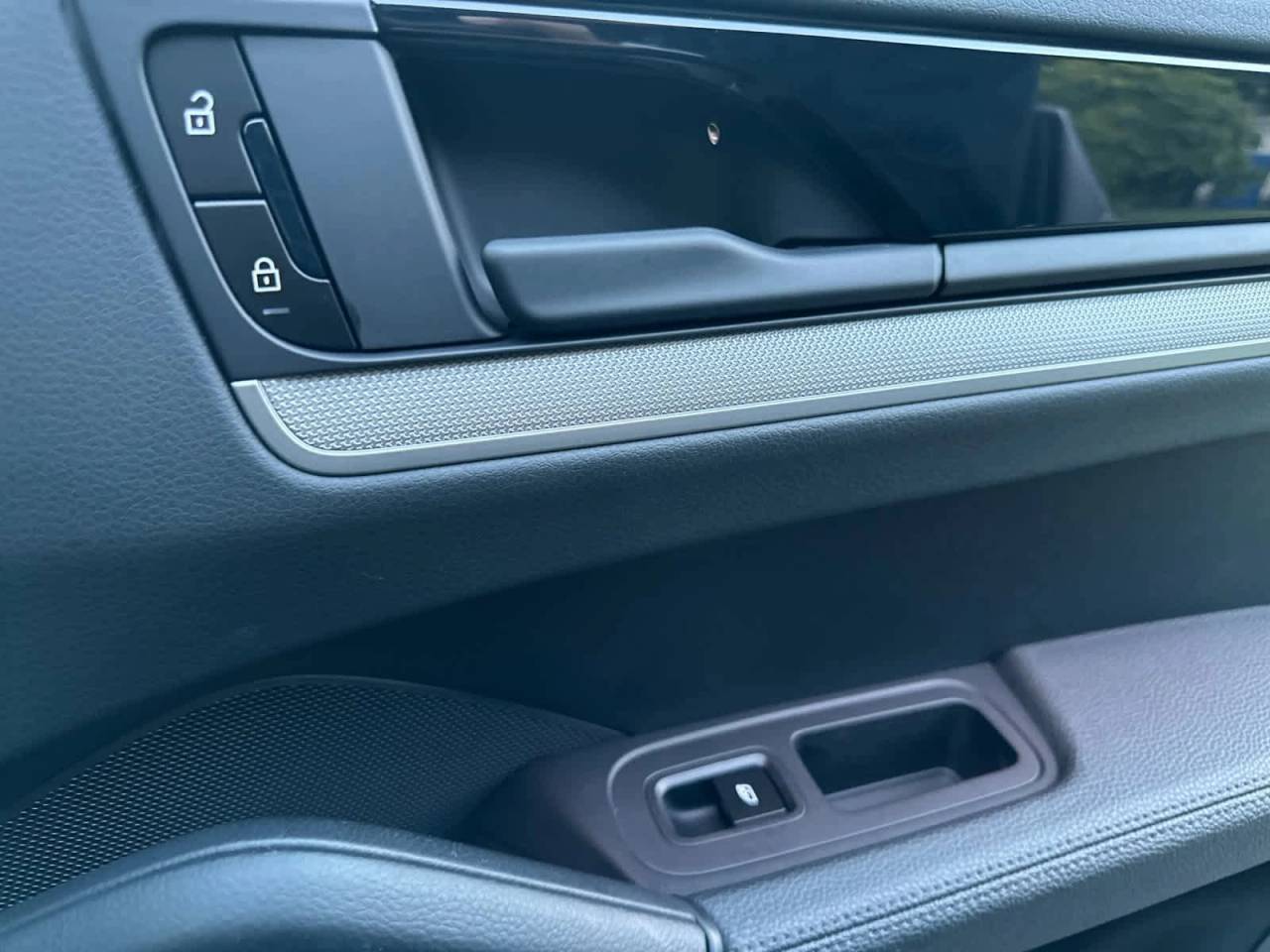 2025 Porsche Cayenne Base