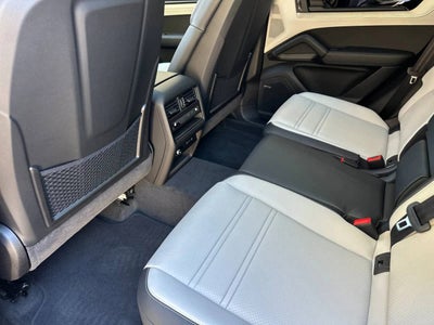 2026 Porsche Cayenne AWD