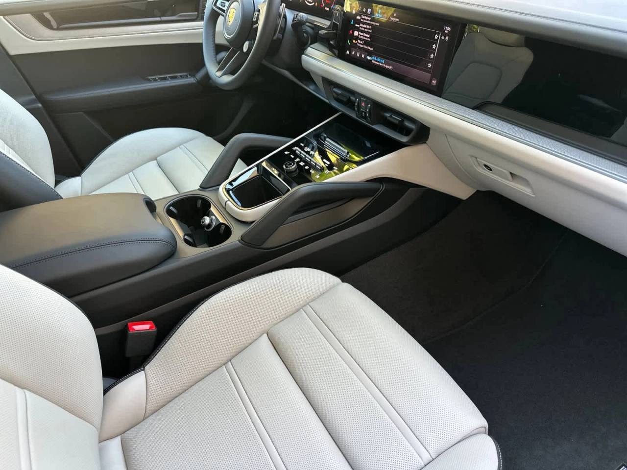 2026 Porsche Cayenne AWD