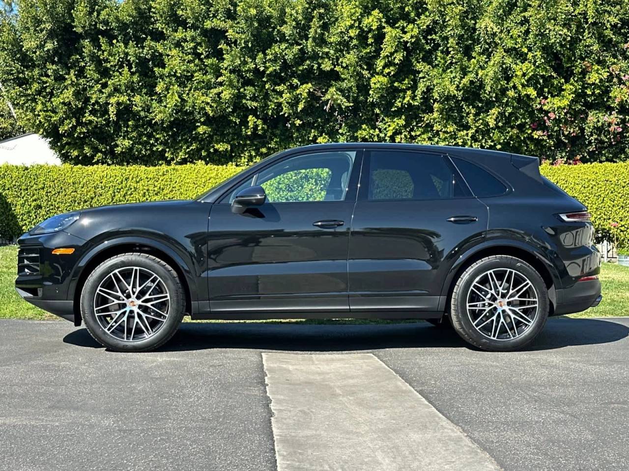 2026 Porsche Cayenne AWD