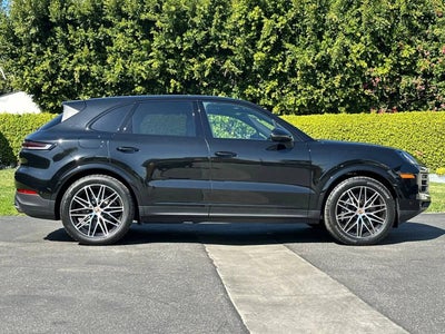 2026 Porsche Cayenne AWD