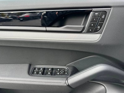 2026 Porsche Cayenne AWD