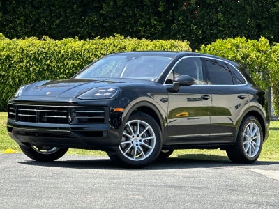 2025 Porsche Cayenne Base
