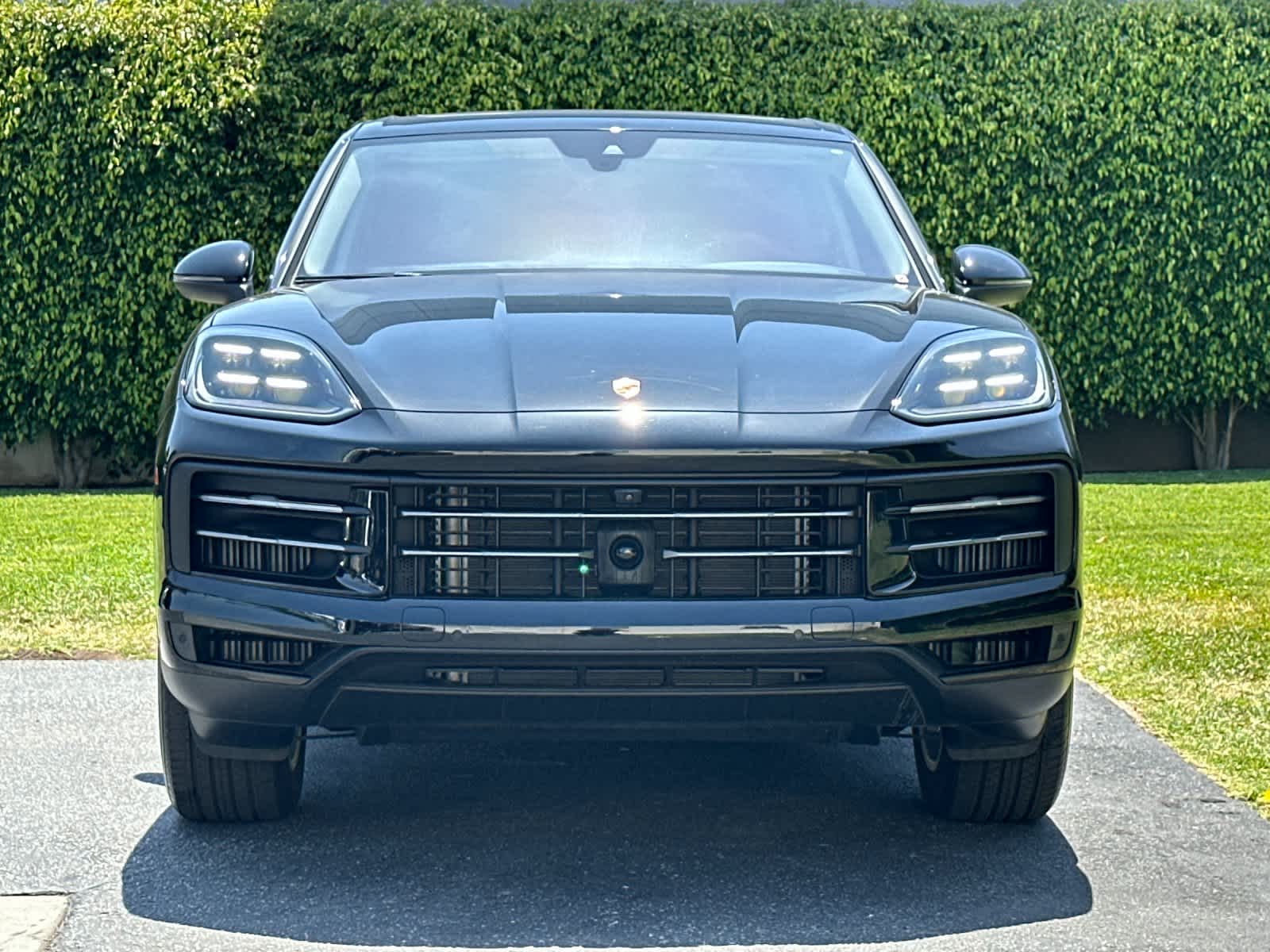 2025 Porsche Cayenne Base